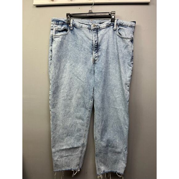 Old‎ Navy Extra High-Rise Sky Hi Straight Jeans Womens Plus size 22 Light wash - Picture 1 of 7